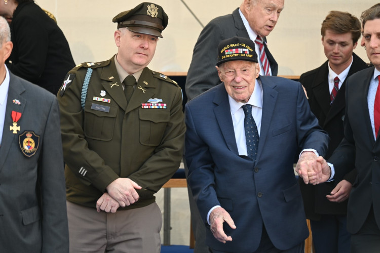 Pietní akt za účasti prezidenta ČR Petra Pavla a belgického krále Philippa