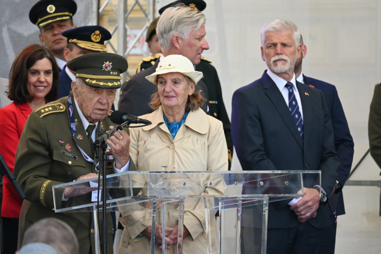 Pietní akt za účasti prezidenta ČR Petra Pavla a belgického krále Philippa