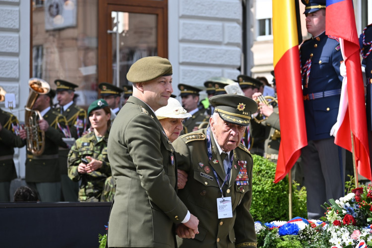 Pietní akt za účasti prezidenta ČR Petra Pavla a belgického krále Philippa