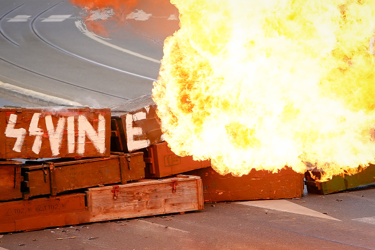 FOTOGALERIE: Tanky i plamenomety. Do ulic Prahy se v rekonstrukci vrátily boje z konce války
