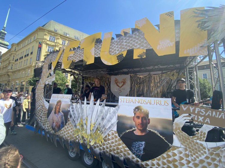 FOTOGALERIE: Studenti roztančili centrum Brna. Tradiční Majáles oslavili ve velkém stylu