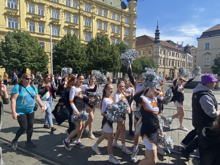 FOTOGALERIE: Studenti roztančili centrum Brna. Tradiční Majáles oslavili ve velkém stylu