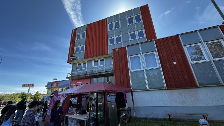 FOTOGALERIE: Den otevřených dveří v bývalé telekomunikační budově v Klatovech