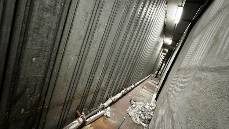 Plechové opláštění budovy