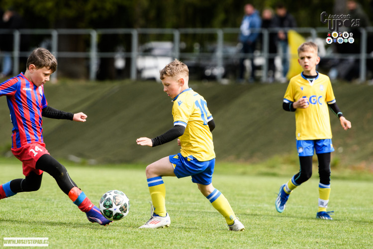 Skandování, góly a silné emoce. Malí fotbalisté si letošní Autodraft Cup užili
