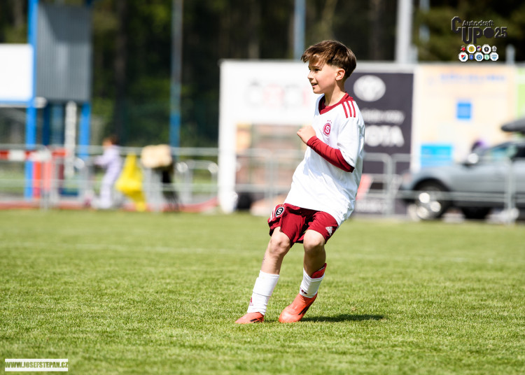 Skandování, góly a silné emoce. Malí fotbalisté si letošní Autodraft Cup užili
