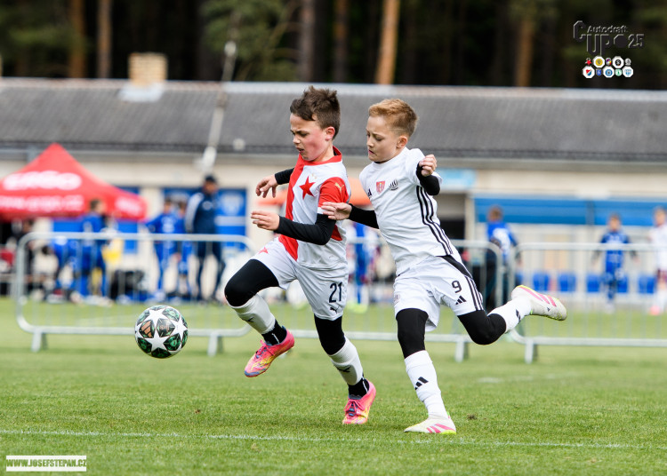 Skandování, góly a silné emoce. Malí fotbalisté si letošní Autodraft Cup užili