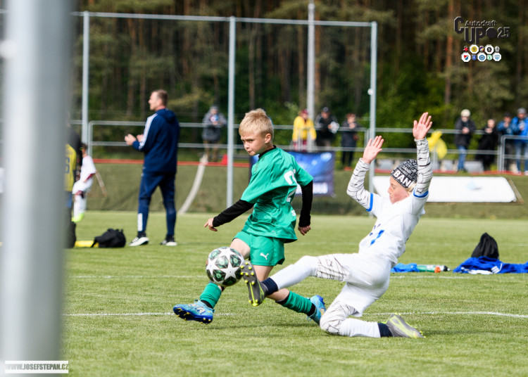 Skandování, góly a silné emoce. Malí fotbalisté si letošní Autodraft Cup užili
