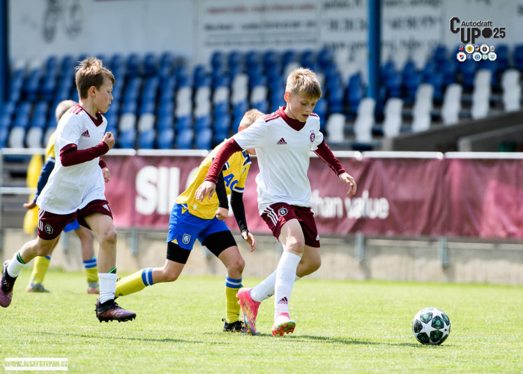 Skandování, góly a silné emoce. Malí fotbalisté si letošní Autodraft Cup užili