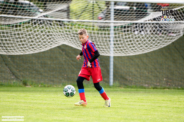 Skandování, góly a silné emoce. Malí fotbalisté si letošní Autodraft Cup užili