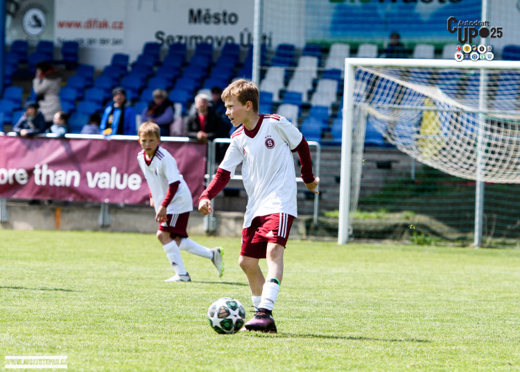 Skandování, góly a silné emoce. Malí fotbalisté si letošní Autodraft Cup užili