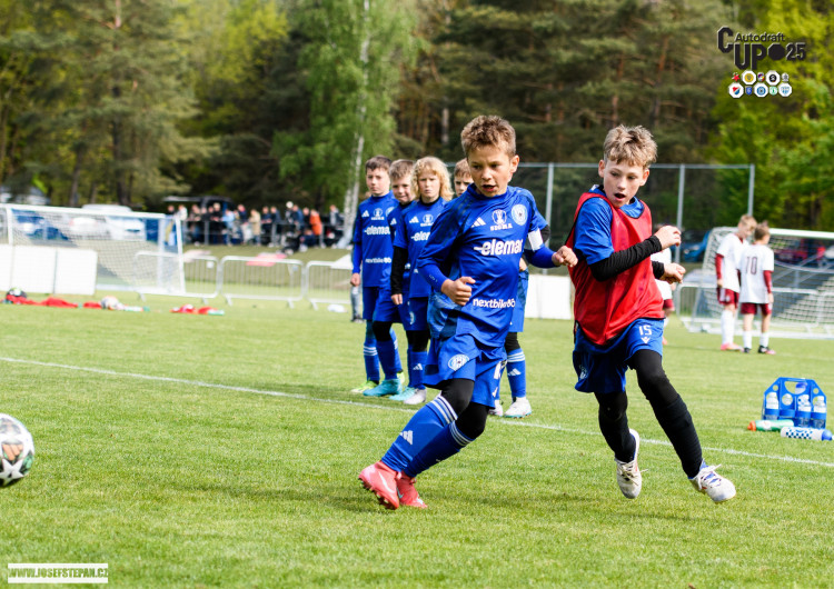 Skandování, góly a silné emoce. Malí fotbalisté si letošní Autodraft Cup užili