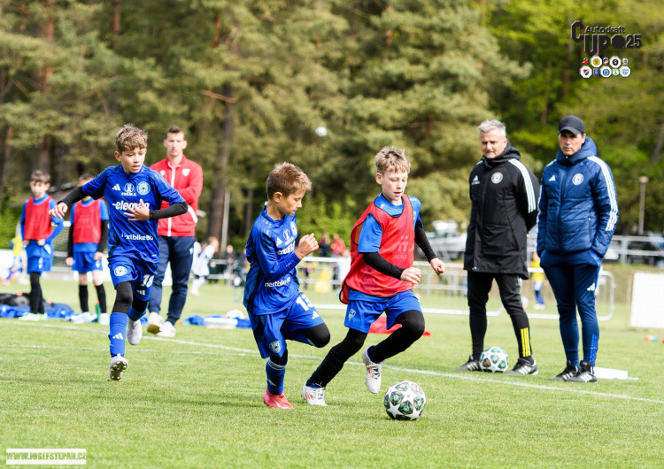 Skandování, góly a silné emoce. Malí fotbalisté si letošní Autodraft Cup užili