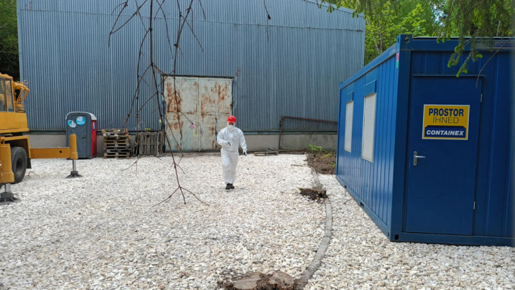 FOTOGALERIE: Nebezpečné kadmiové odpady u Vikantic na Šumpersku