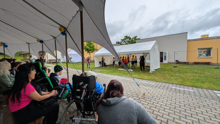 Nováček pomáhá lidem se zdravotním postižením už 25 let