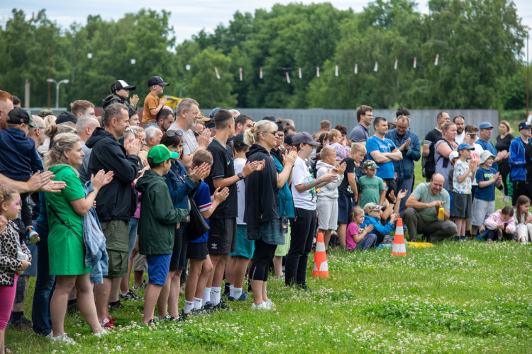FOTOGALERIE: Den otevřených dveří v armádním areálu v Přáslavicích nabídl akční i statické ukázky