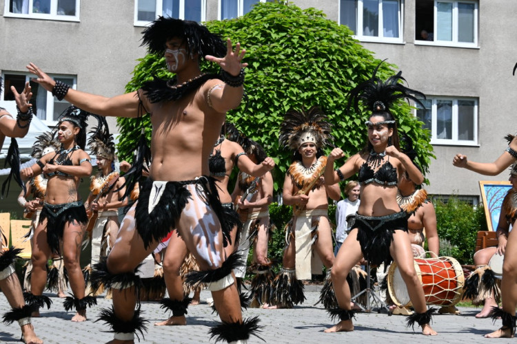 Česká klasika i exotické rytmy, takové byly Zahradní slavnosti ve Čtyřlístku