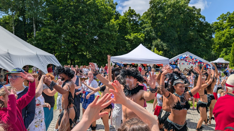 Česká klasika i exotické rytmy, takové byly Zahradní slavnosti ve Čtyřlístku