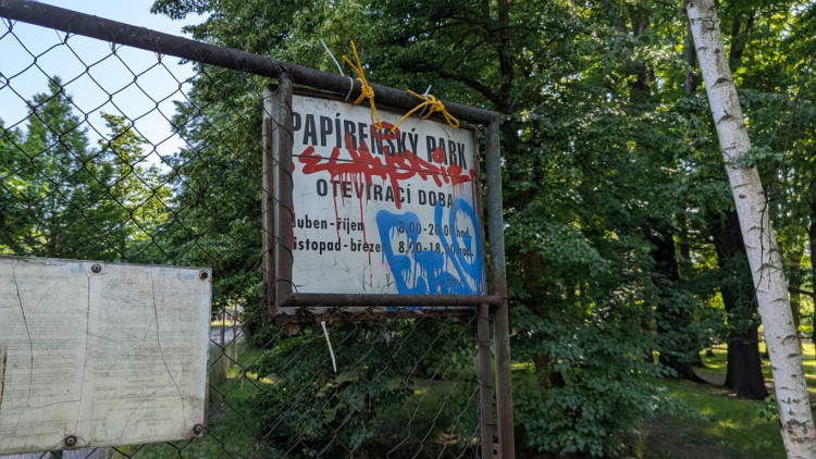 Papírenský park čeká na revitalizaci