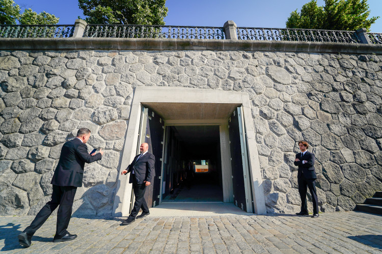 FOTOGALERIE: Bývalý InterContinental znovu otevřeli. Přístupný je i tunelem z náplavky