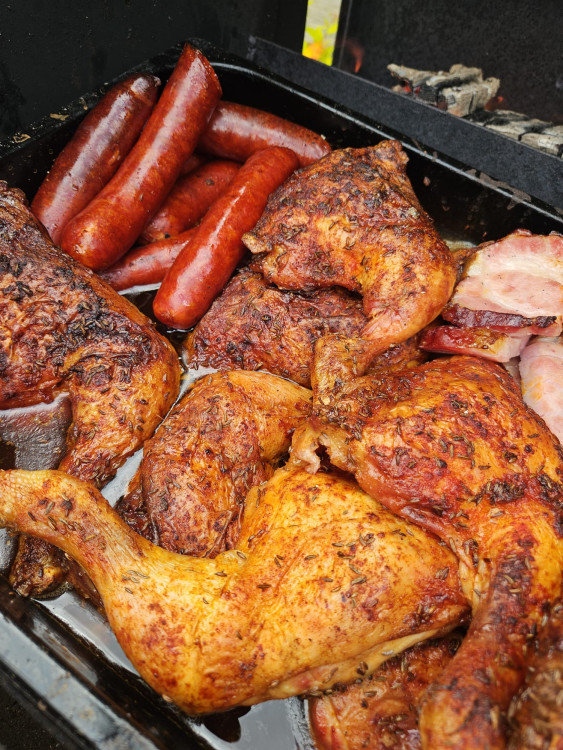 Legendární gril žije dál v Kempu Keramika