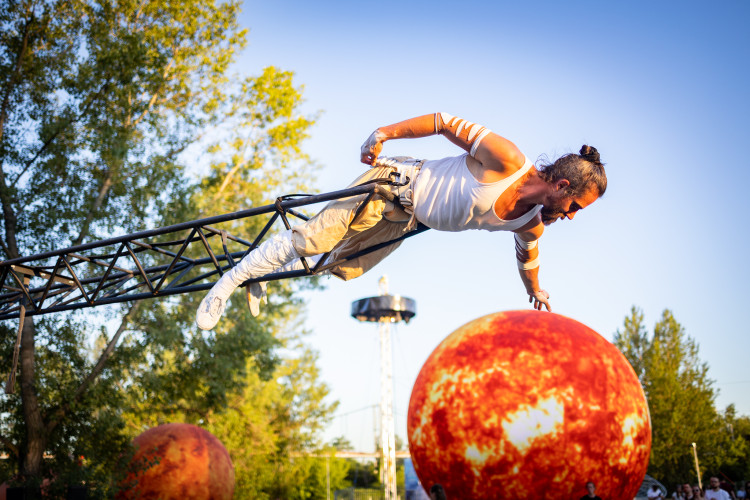 FOTOGALERIE: Beats for Love. Drumy duní pod vyhaslými vysokými pecemi