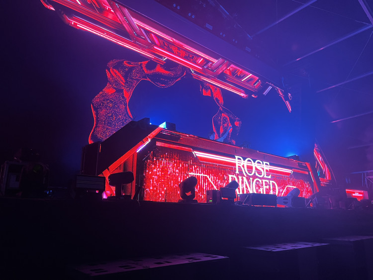 FOTOGALERIE: Beats for Love. Drumy duní pod vyhaslými vysokými pecemi