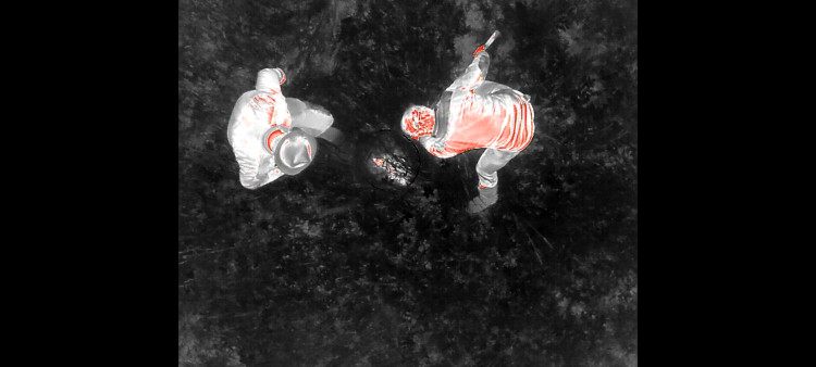 Letos jsme zachránili 111 srnčat před sečí, popisuje myslivec Roman Okrouhlý