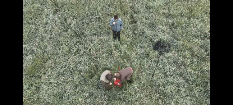 Letos jsme zachránili 111 srnčat před sečí, popisuje myslivec Roman Okrouhlý