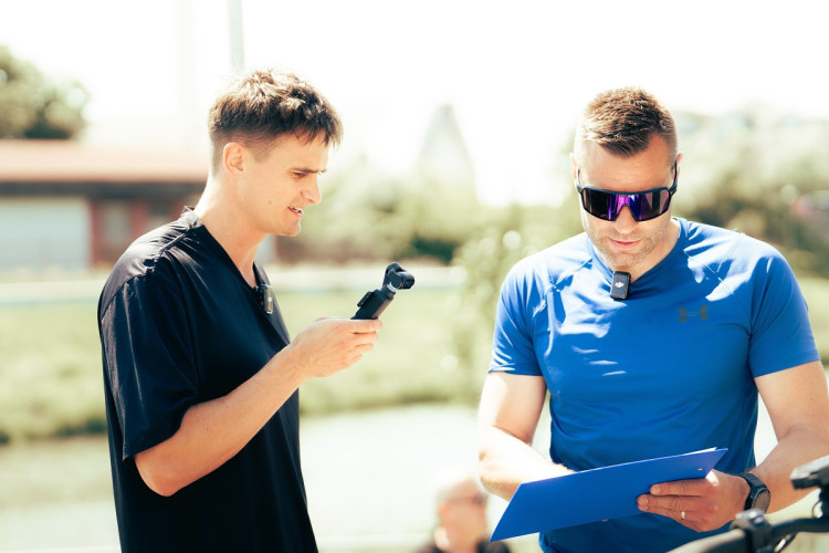 FOTOGALERIE: Úspěšný mladý youtuber Jan Hanko si vyzkoušel policejní fyzické testy