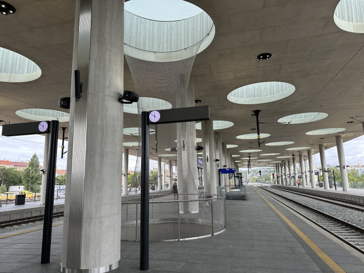 FOTOGALERIE: Praha má po čtyřiceti letech nové nádraží, Bubny jsou nejmodernější v Česku