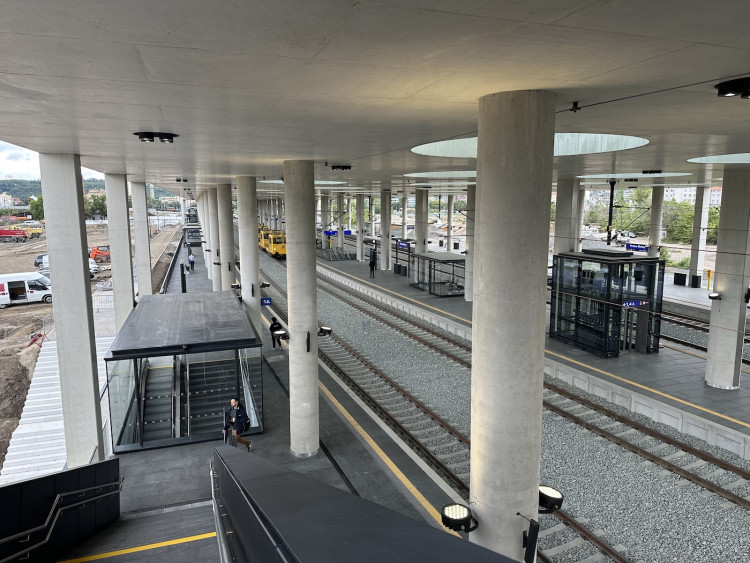 FOTOGALERIE: Praha má po čtyřiceti letech nové nádraží, Bubny jsou nejmodernější v Česku