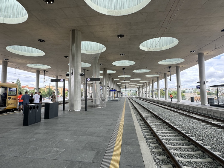 FOTOGALERIE: Praha má po čtyřiceti letech nové nádraží, Bubny jsou nejmodernější v Česku