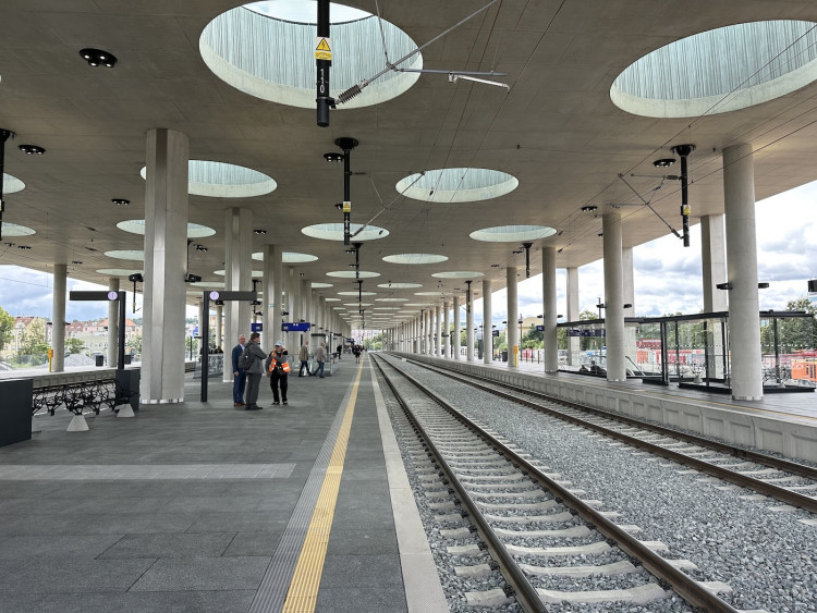 FOTOGALERIE: Praha má po čtyřiceti letech nové nádraží, Bubny jsou nejmodernější v Česku