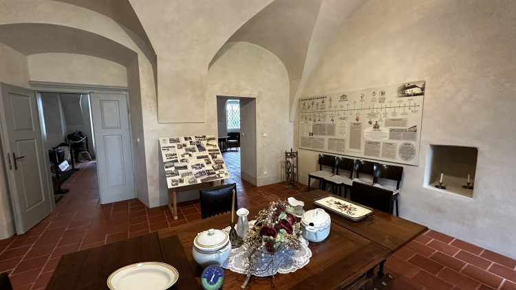 Expozice zámku Mlázovy