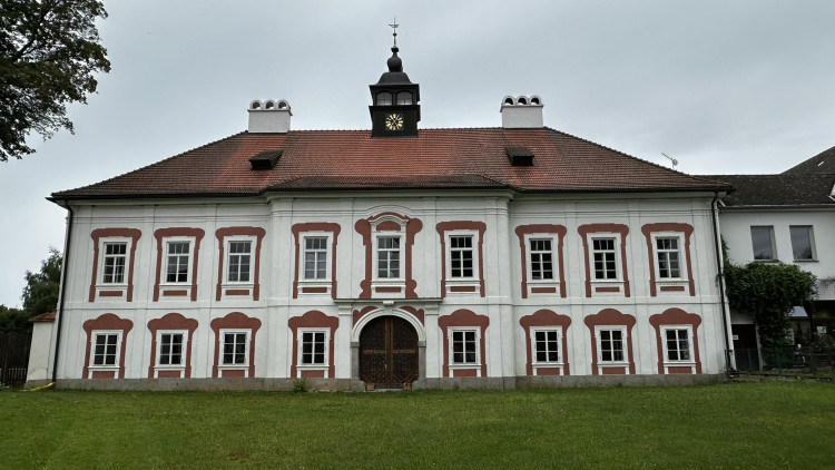 Zámek Mlázovy na Sušicku