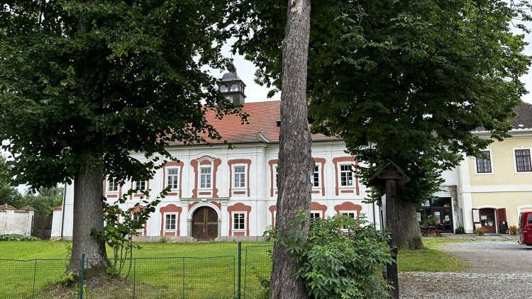 Zámek Mlázovy na Sušicku