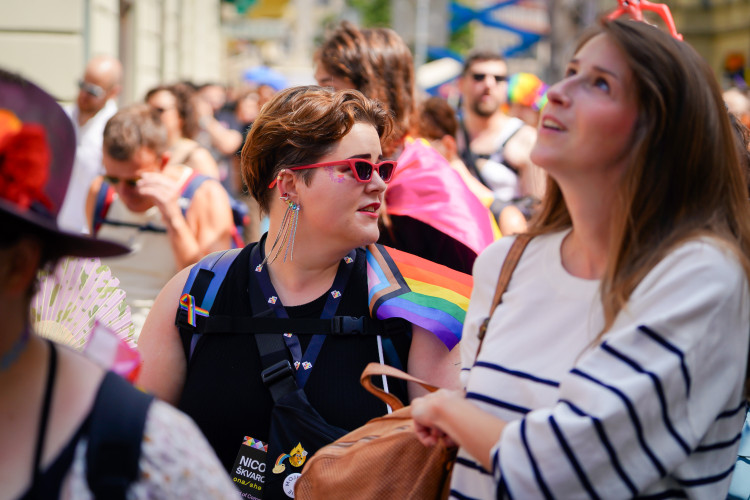 FOTOGALERIE: Prahou prošel průvod Prague Pride. Účastnil se Lipavský, Hřib i velvyslanci