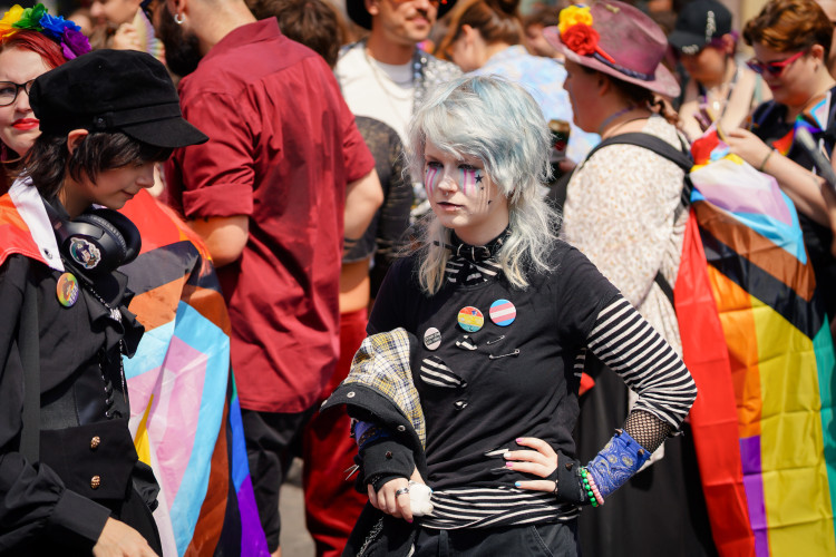 FOTOGALERIE: Prahou prošel průvod Prague Pride. Účastnil se Lipavský, Hřib i velvyslanci