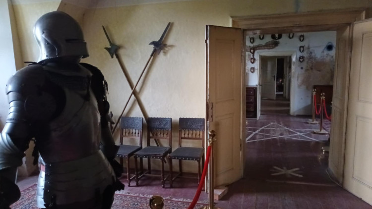 FOTOGALERIE: Ptenský zámek otevřel své komnaty, chodby a sklepy