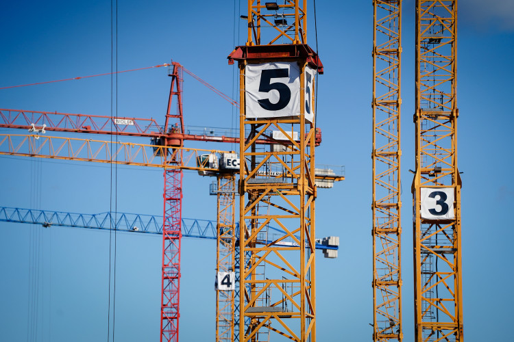 FOTOGALERIE: Lávka s promenádou i nové nástupiště. Smíchovské nádraží získává podobu