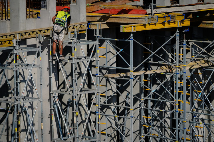 FOTOGALERIE: Lávka s promenádou i nové nástupiště. Smíchovské nádraží získává podobu