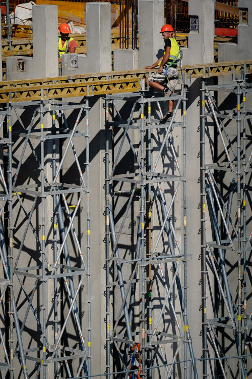 FOTOGALERIE: Lávka s promenádou i nové nástupiště. Smíchovské nádraží získává podobu