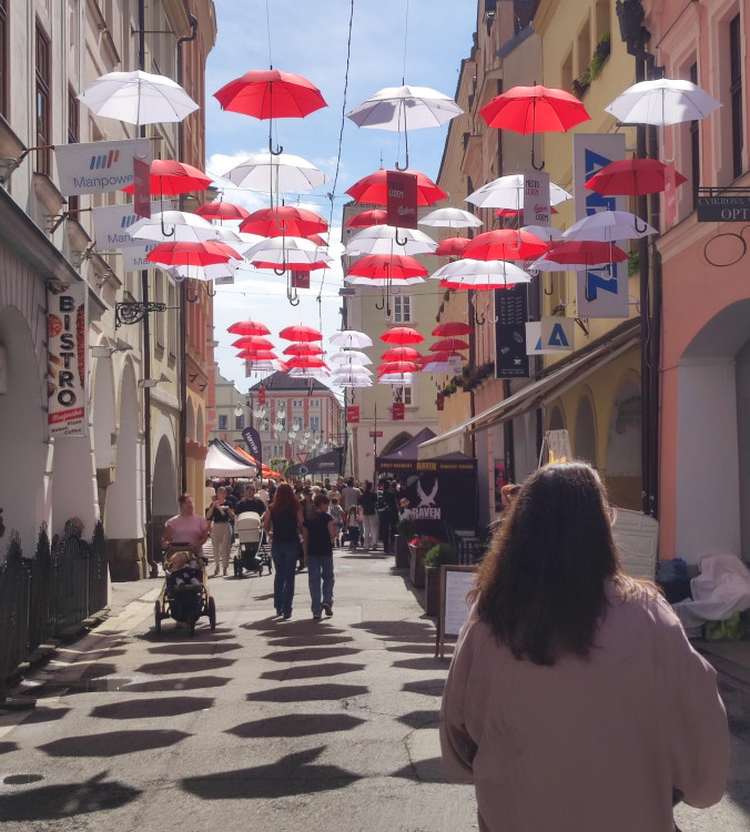 Ulice Budějc rozzářily barvy festivalu Město lidem, lidé městu