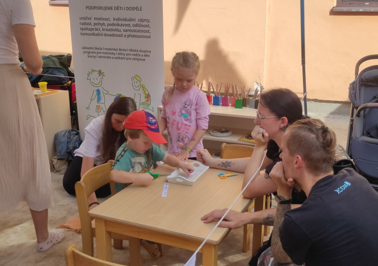 Ulice Budějc rozzářily barvy festivalu Město lidem, lidé městu