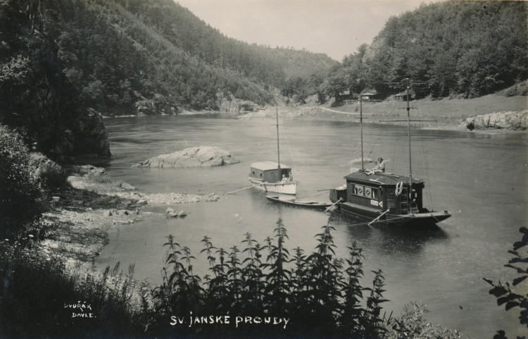 FOTOGALERIE: Dvacet let dokumentuje starou Vltavu. Pamětníků je potřeba ptát se včas, říká Vojtěch Pavelčík