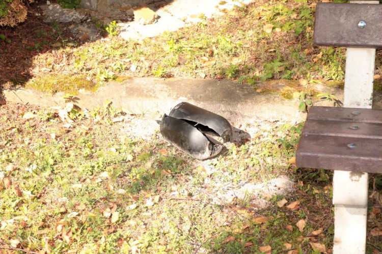 FOTOGALERIE: Pět desítek poničených hrobů na olomouckém hřbitově