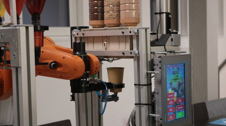 FOTO: Noc vědců v Brně navštívily stovky lidí, nejčastěji rodiny s dětmi