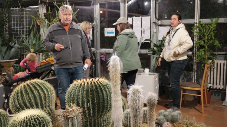 FOTO: Noc vědců v Brně navštívily stovky lidí, nejčastěji rodiny s dětmi