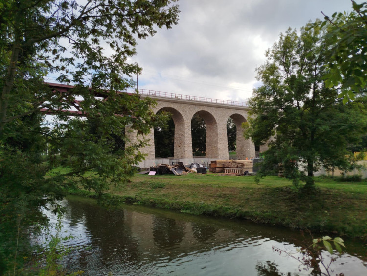 Oprava železničního viaduktu v Jihlavě